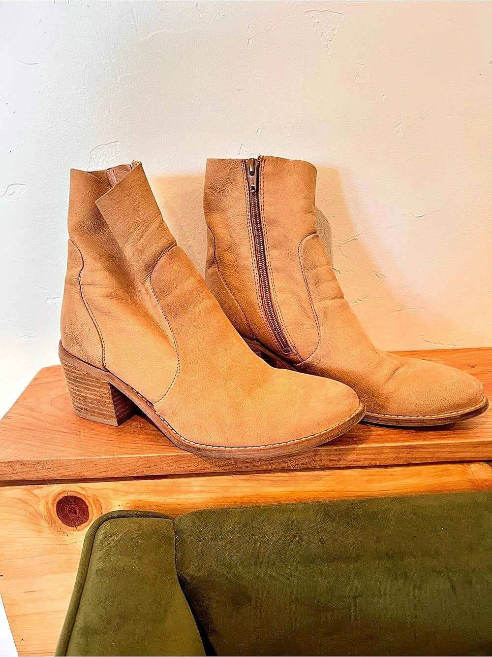 Diba Majestics Women's Ankle Boots US 9M Brown